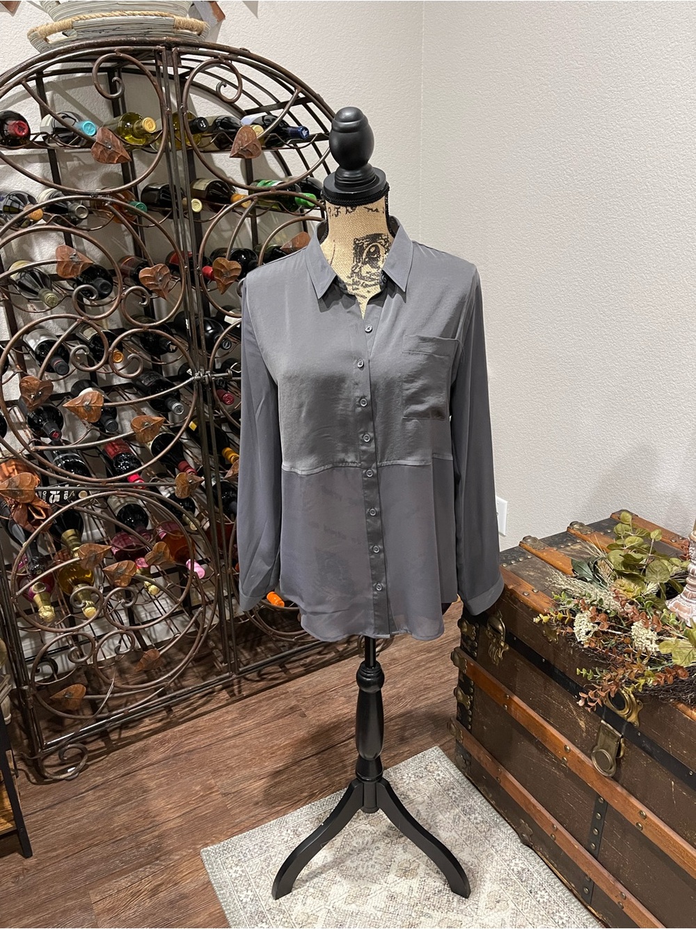 Womens Gray Button-Front Blouse
